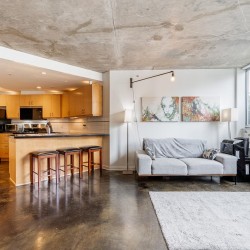 Photo 1 at 917 Station Street, False Creek Flats (Strathcona), Vancouver East Photo 1 at 917 Station Street, False Creek Flats (Strathcona), Vancouver East