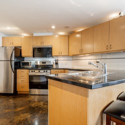 Photo 11 at 917 Station Street, False Creek Flats (Strathcona), Vancouver East Photo 11 at 917 Station Street, False Creek Flats (Strathcona), Vancouver East