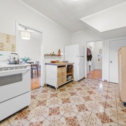 Photo 12 at 858 Union Street, False Creek Flats (Strathcona), Vancouver East Photo 12 at 858 Union Street, False Creek Flats (Strathcona), Vancouver East