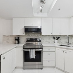 Photo 3 at 1A - 1048 E 7th Avenue, False Creek Flats (Mount Pleasant VE), Vancouver East Photo 3 at 1A - 1048 E 7th Avenue, False Creek Flats (Mount Pleasant VE), Vancouver East